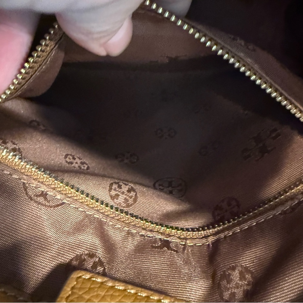 Tory Burch Tan Leather Crossbody Bag - Picture 8 of 16